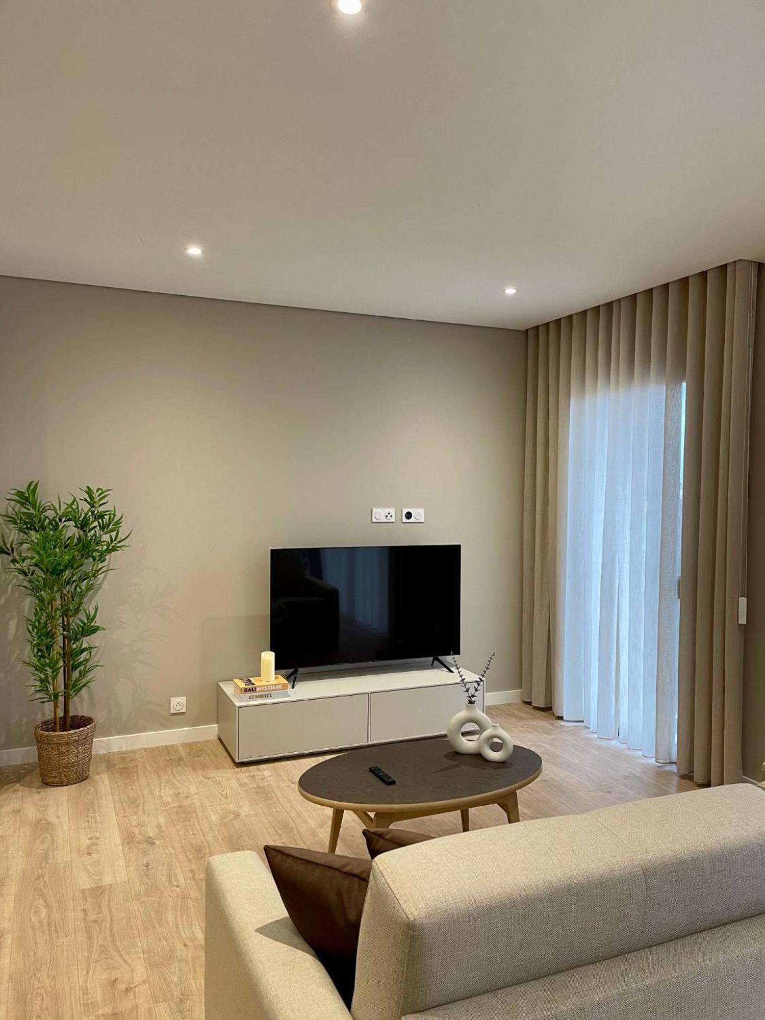 Cadiamare Apartment *
